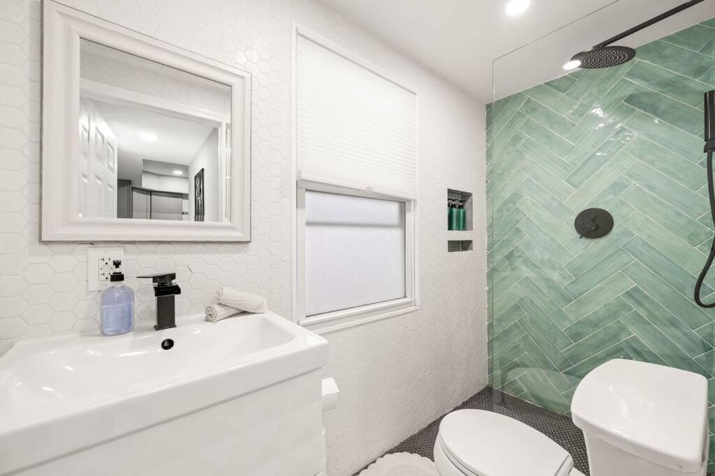 Apartment New! Cozy In Center City! Philadelphia